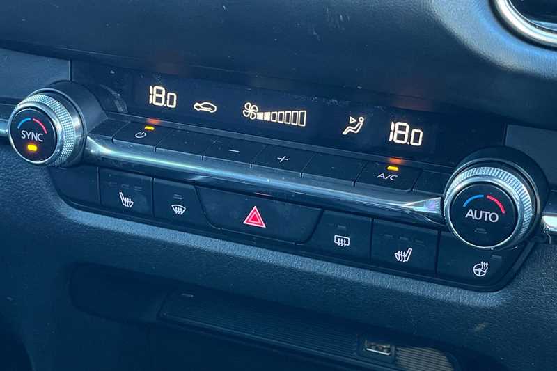 Used Mazda CX-30 2021 for sale - 76463439: Photo 15