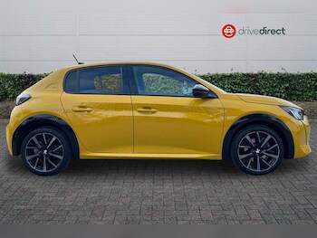 Used Peugeot 208 2022 for sale - 76155173: Photo 2