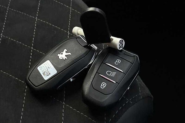 Used Peugeot 208 2022 for sale - 76155173: Photo 36