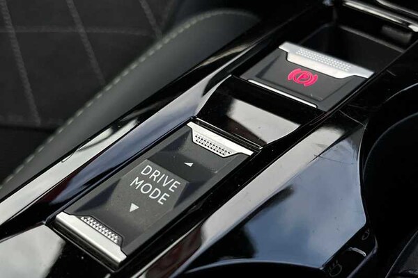 Used Peugeot 208 2022 for sale - 76155173: Photo 44