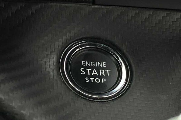 Used Peugeot 208 2022 for sale - 76155173: Photo 45