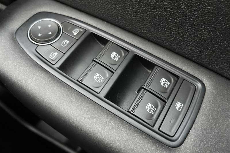 Used Renault Captur 2021 for sale - 76524939: Photo 16