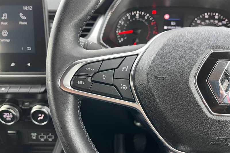 Used Renault Captur 2021 for sale - 76524939: Photo 21