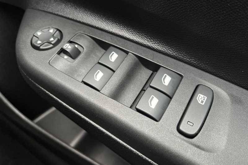 Used Vauxhall Corsa 2022 for sale - 77811675: Photo 16