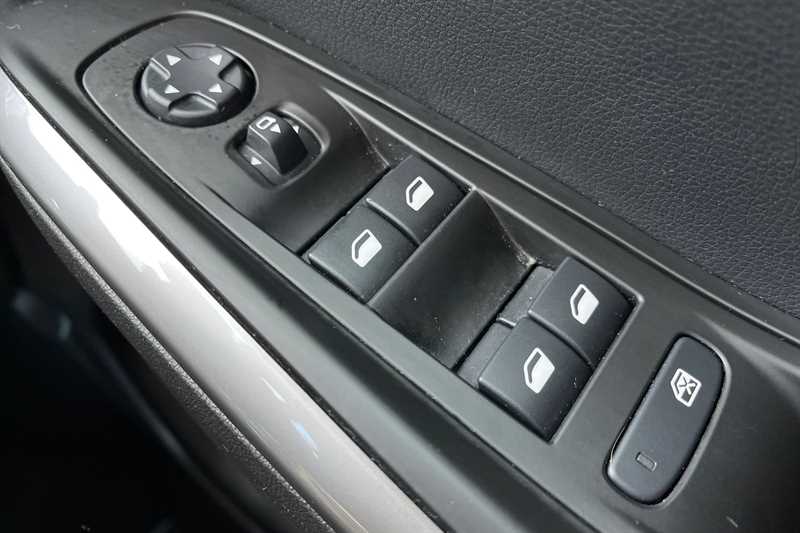 Used Vauxhall Grandland 2023 for sale - 76929717: Photo 16