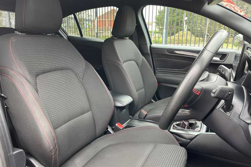 Used Ford Focus 2023 for sale - 77829230: Photo 23