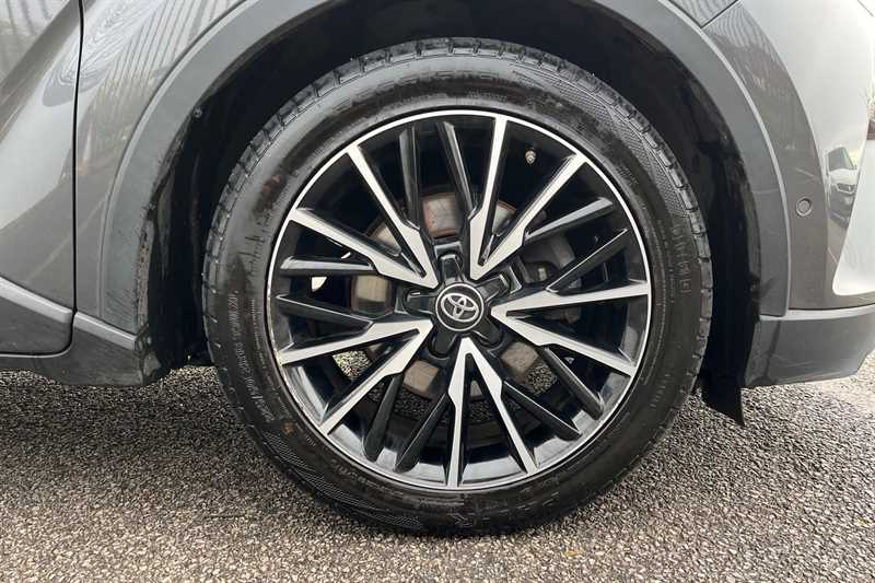 Used Toyota C-HR 2018 for sale - 76890963: Photo 11