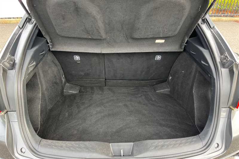 Used Toyota C-HR 2018 for sale - 76890963: Photo 25