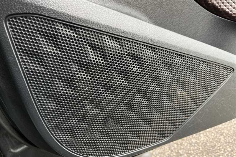 Used Toyota C-HR 2018 for sale - 76890963: Photo 27