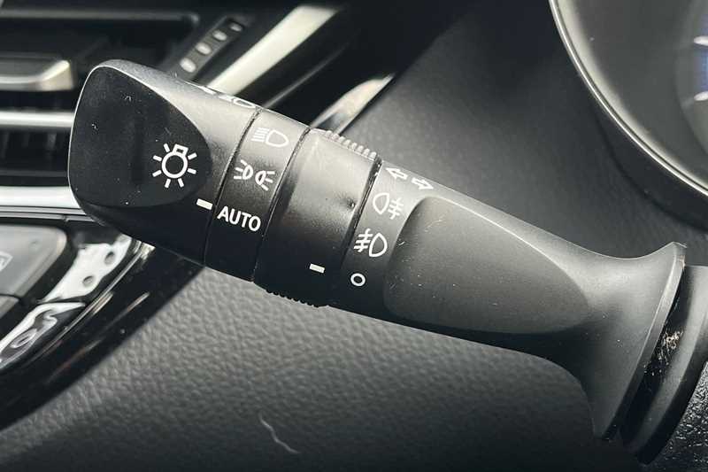 Used Toyota C-HR 2018 for sale - 76890963: Photo 42