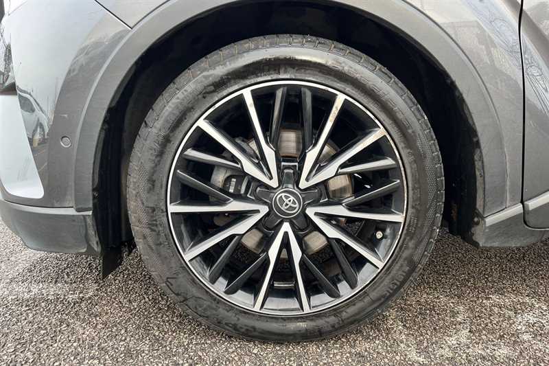 Used Toyota C-HR 2018 for sale - 76890963: Photo 9