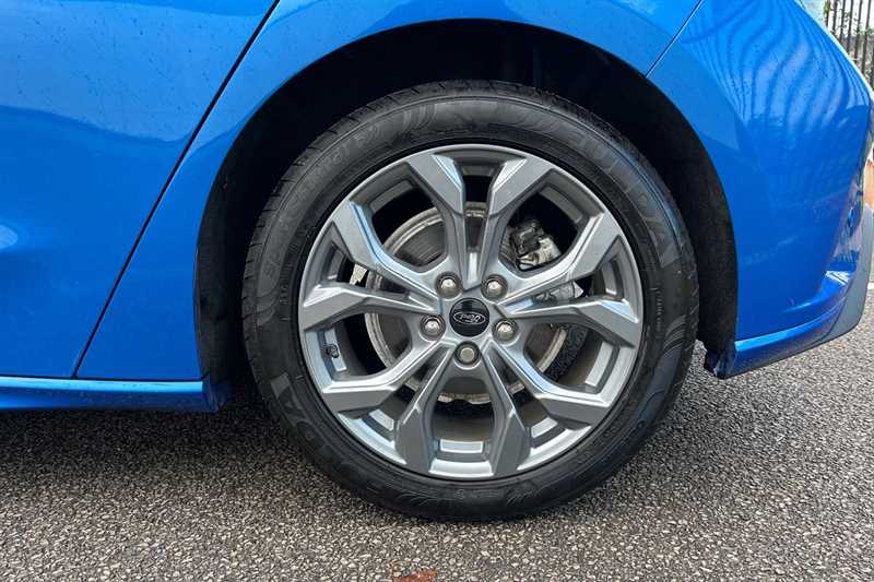 Used Ford Focus 2023 for sale - 76488769: Photo 10