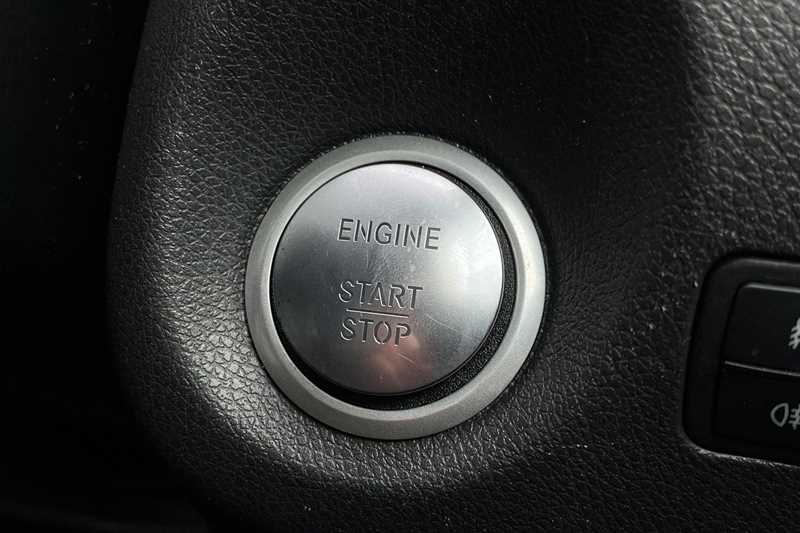 Used Mercedes-Benz GLA 2019 for sale - 77295793: Photo 44