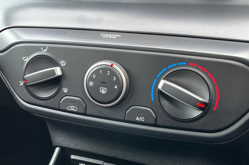 Used Hyundai i20 2023 for sale - 77334954: Photo 15