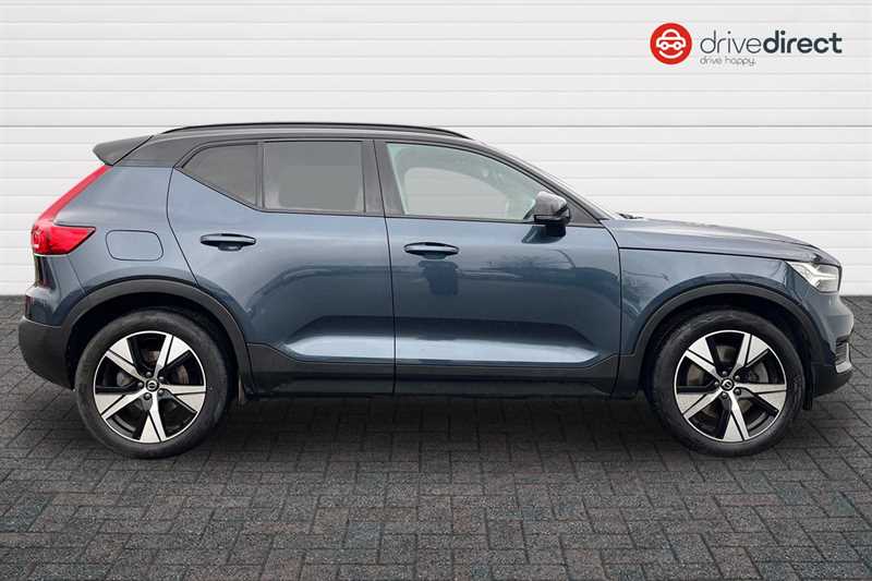 Used Volvo XC40 2022 for sale - 77801108: Photo 2