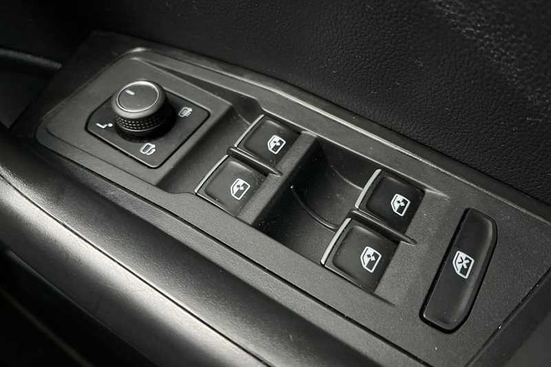 Used Volkswagen T-Roc 2020 for sale - 77295268: Photo 16