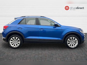 Used Volkswagen T-Roc 2020 for sale - 77295268: Photo