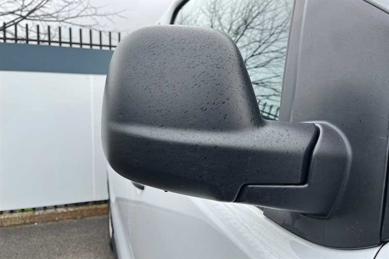 Used Vauxhall Vivaro 2023 for sale - 77843481: Photo 34