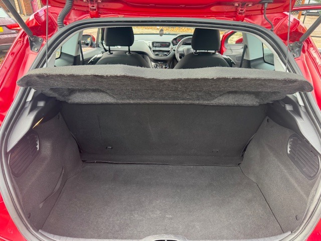 Used Peugeot 208 2014 for sale - 76518256: Photo 21