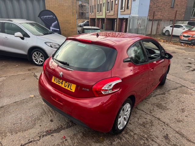 Used Peugeot 208 2014 for sale - 76518256: Photo 7