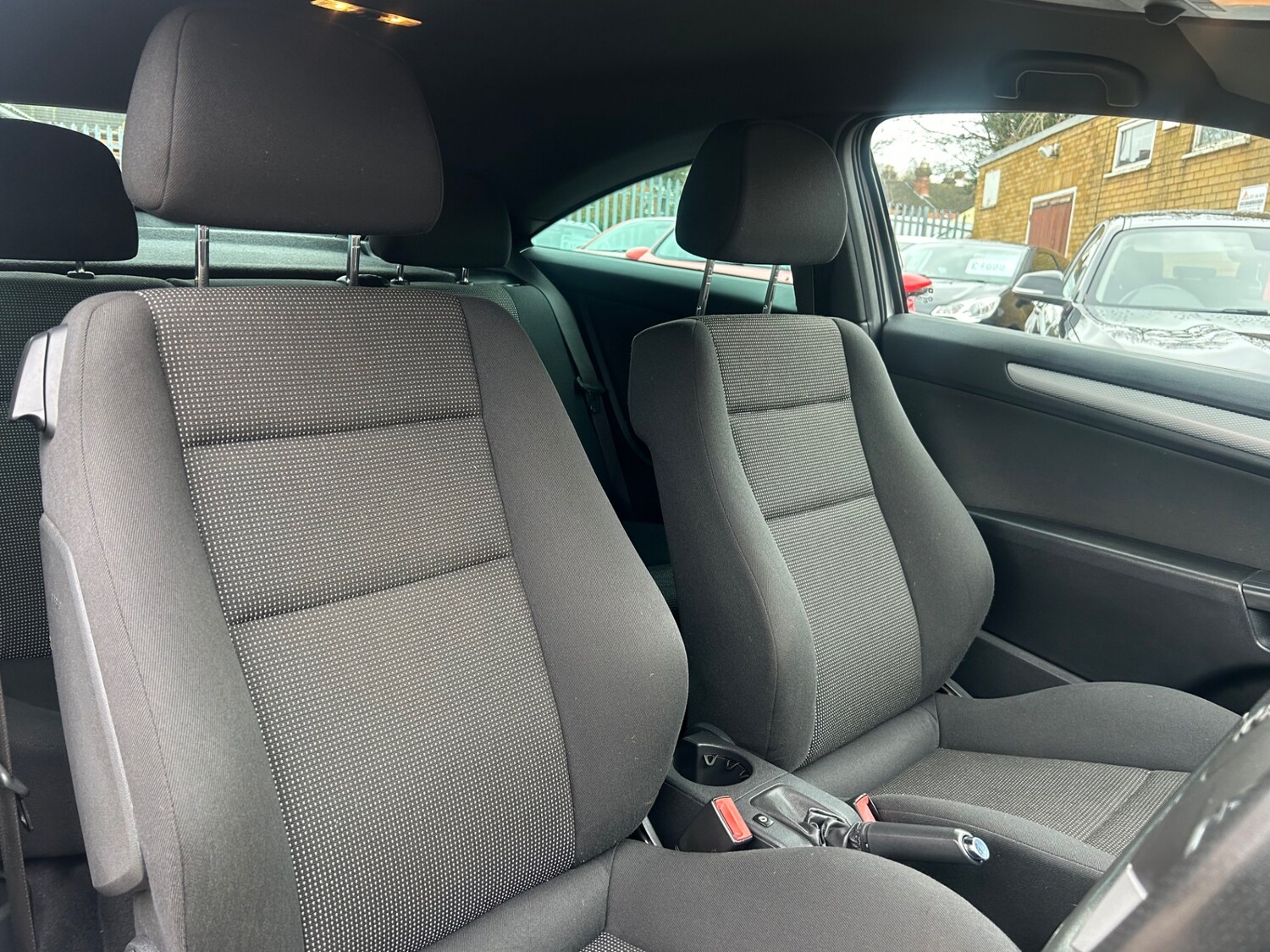 Used Vauxhall Astra 2010 for sale - 77632676: Photo 14