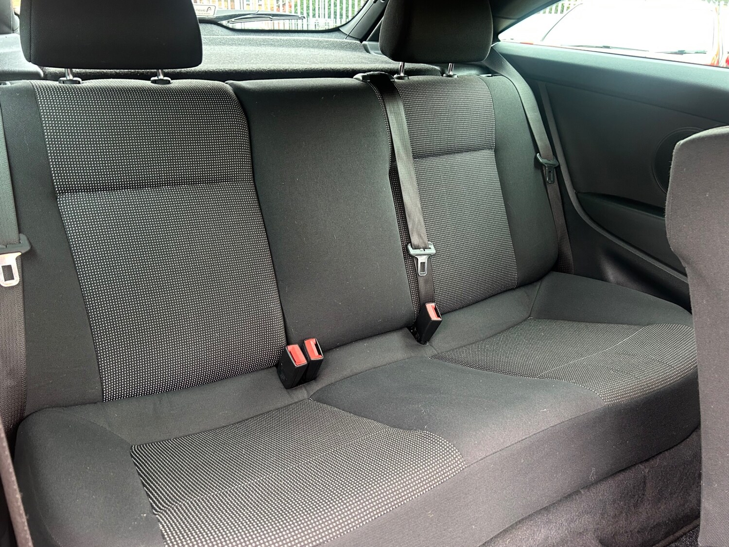 Used Vauxhall Astra 2010 for sale - 77632676: Photo 15