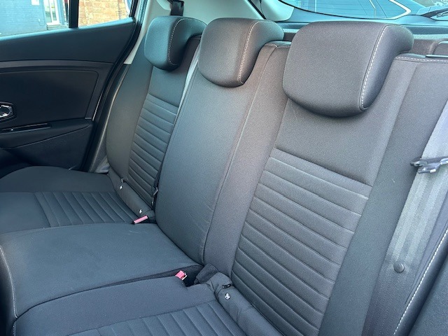 Used Renault Megane 2015 for sale - 76519288: Photo 18