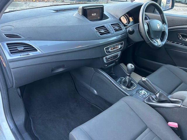 Used Renault Megane 2015 for sale - 76519288: Photo 20