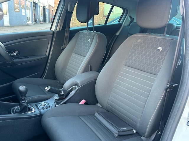 Used Renault Megane 2015 for sale - 76519288: Photo 21