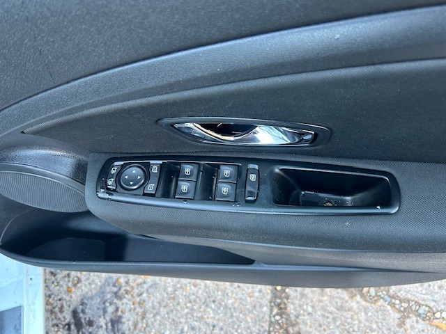 Used Renault Megane 2015 for sale - 76519288: Photo 24