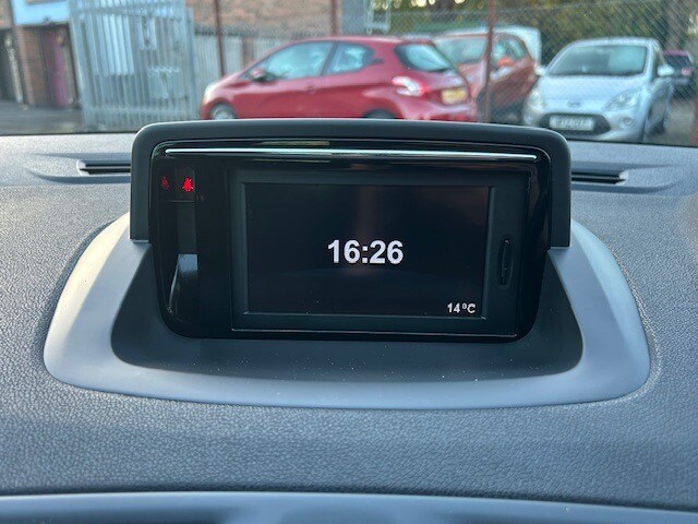 Used Renault Megane 2015 for sale - 76519288: Photo 25