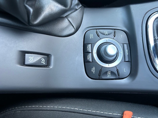 Used Renault Megane 2015 for sale - 76519288: Photo 28