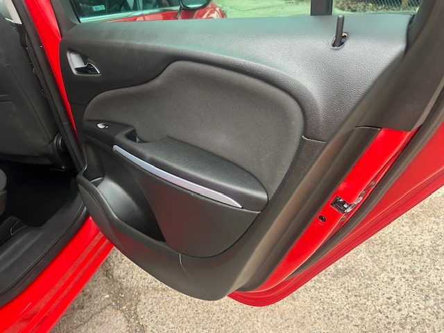 Used Vauxhall Zafira 2017 for sale - 77070850: Photo 15