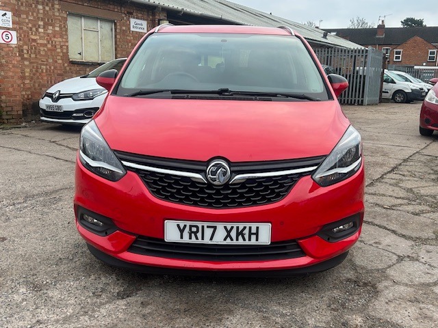 Used Vauxhall Zafira 2017 for sale - 77070850: Photo 2