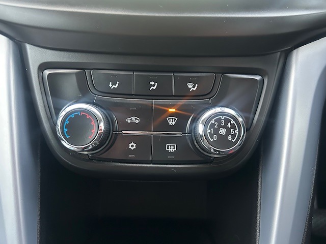 Used Vauxhall Zafira 2017 for sale - 77070850: Photo 29