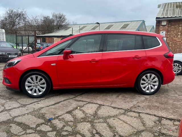 Used Vauxhall Zafira 2017 for sale - 77070850: Photo 4