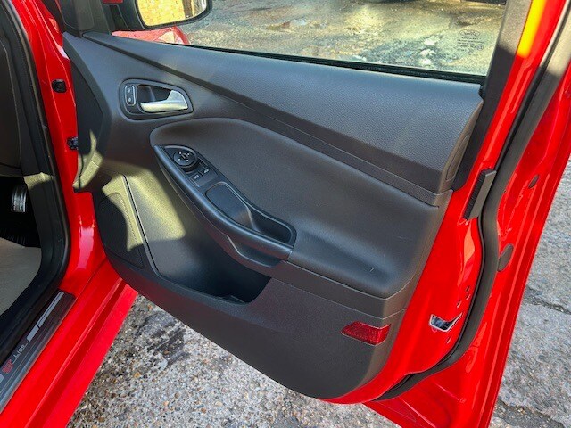 Used Ford Focus 2018 for sale - 77578077: Photo 16