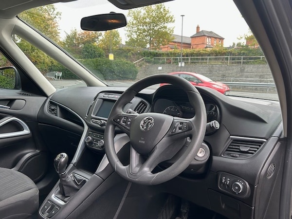 Used Vauxhall Zafira 2017 for sale - 76242626: Photo 11