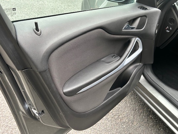 Used Vauxhall Zafira 2017 for sale - 76242626: Photo 23