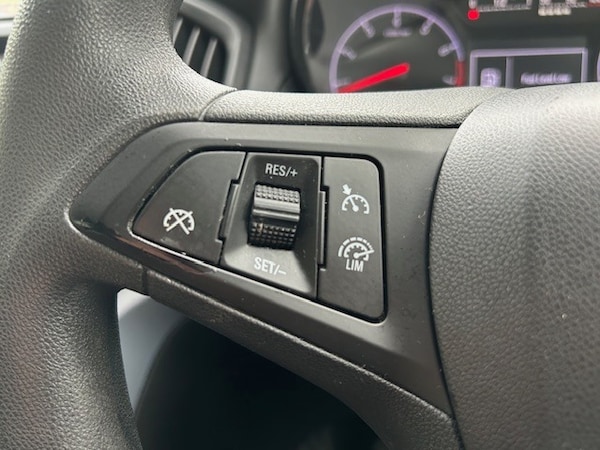 Used Vauxhall Zafira 2017 for sale - 76242626: Photo 26
