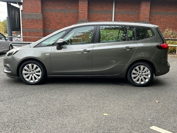 Used Vauxhall Zafira 2017 for sale - 76242626: Photo 5