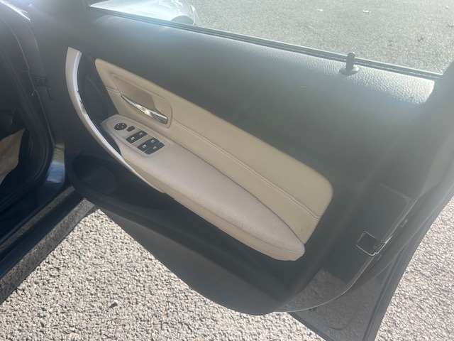 Used BMW 3 Series 2014 for sale - 76344016: Photo 10