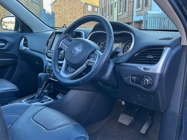 Used Jeep Cherokee 2014 for sale - 77889333: Photo 14