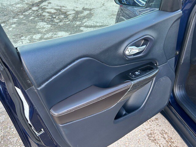 Used Jeep Cherokee 2014 for sale - 77889333: Photo 24