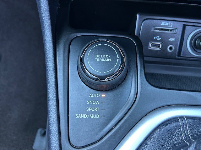 Used Jeep Cherokee 2014 for sale - 77889333: Photo 36