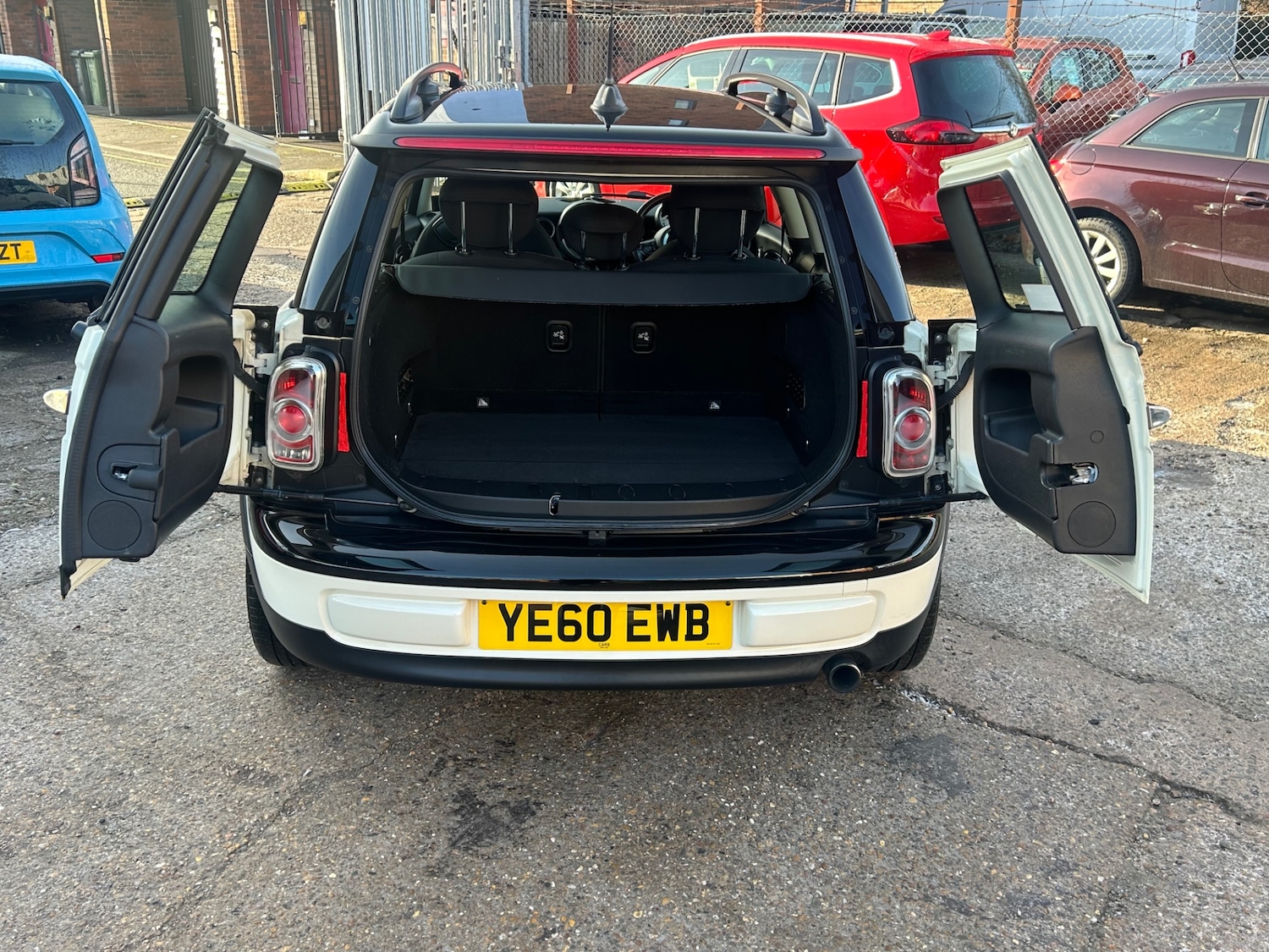 Used MINI Clubman 2011 for sale - 77160885: Photo 15