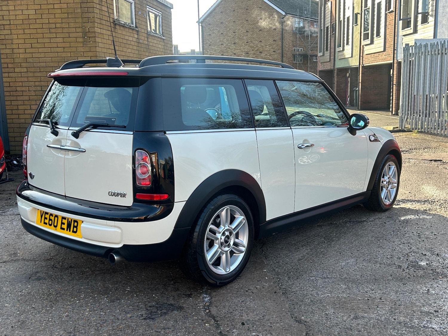 Used MINI Clubman 2011 for sale - 77160885: Photo 7