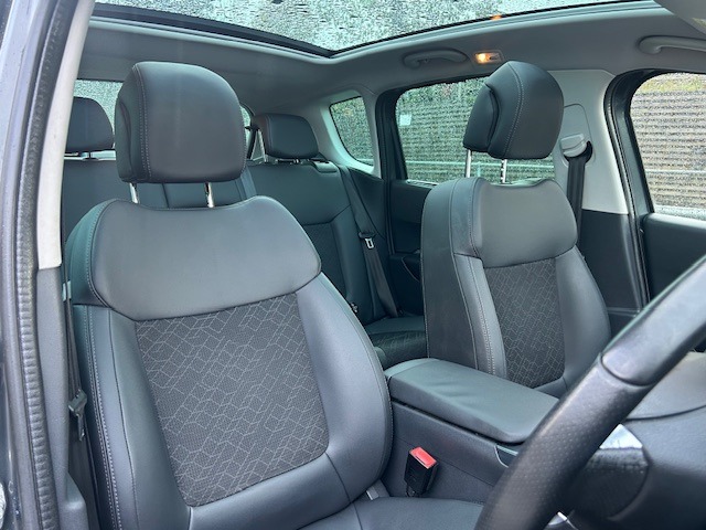 Used Peugeot 3008 2015 for sale - 76322084: Photo 11