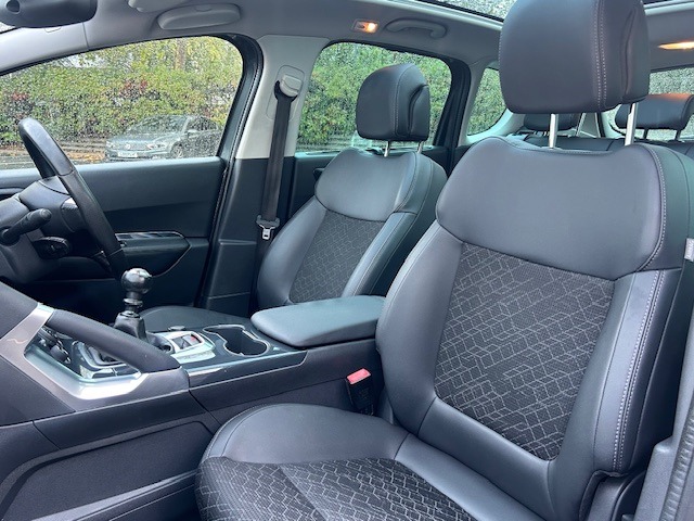 Used Peugeot 3008 2015 for sale - 76322084: Photo 21