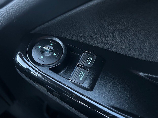 Used Ford Fiesta 2013 for sale - 77310323: Photo 31